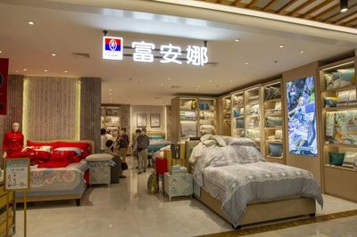 知名家居品牌再陷風(fēng)波，市場(chǎng)監(jiān)管趨嚴(yán)引發(fā)行業(yè)警醒